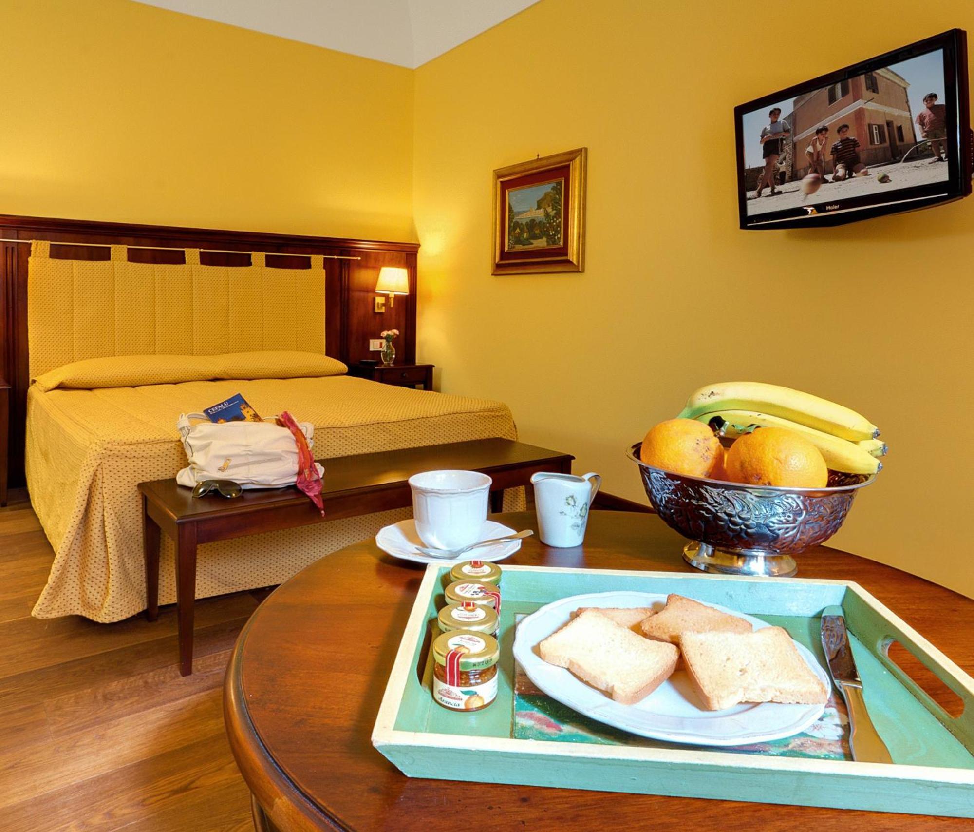 Hotel La Plumeria Cefalù Eksteriør bilde